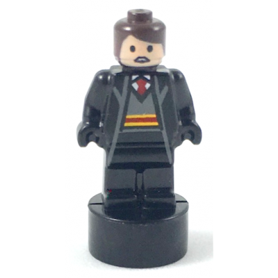 Gryffindor Student Statuette / Trophy #1, Dark Brown Hair