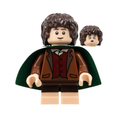 Frodo Baggins - Dark Green Cape, Light Nougat Feet