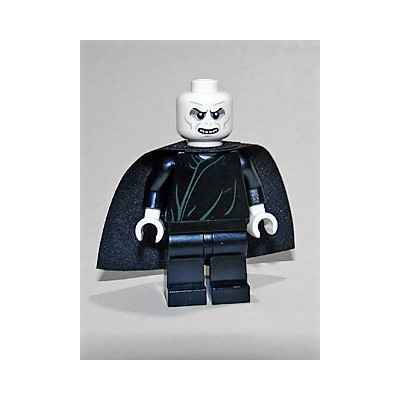 Voldemort, White Head, Black Cape, Dark Green Robe Lines