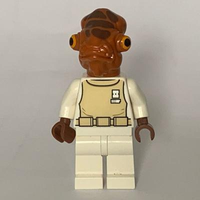 Admiral Ackbar, White Outfit