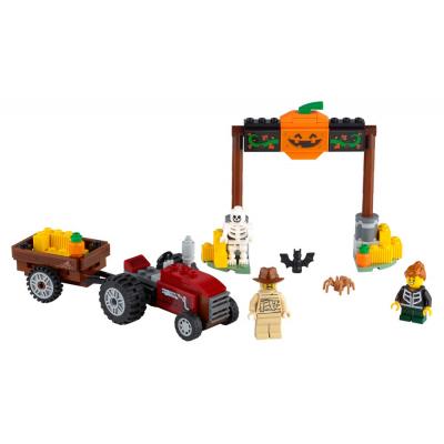 40423 Halloween-Treckerfahrt